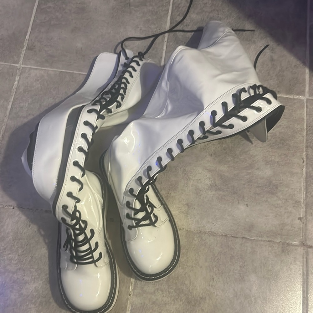 Long white gothic/punk platform boots.
